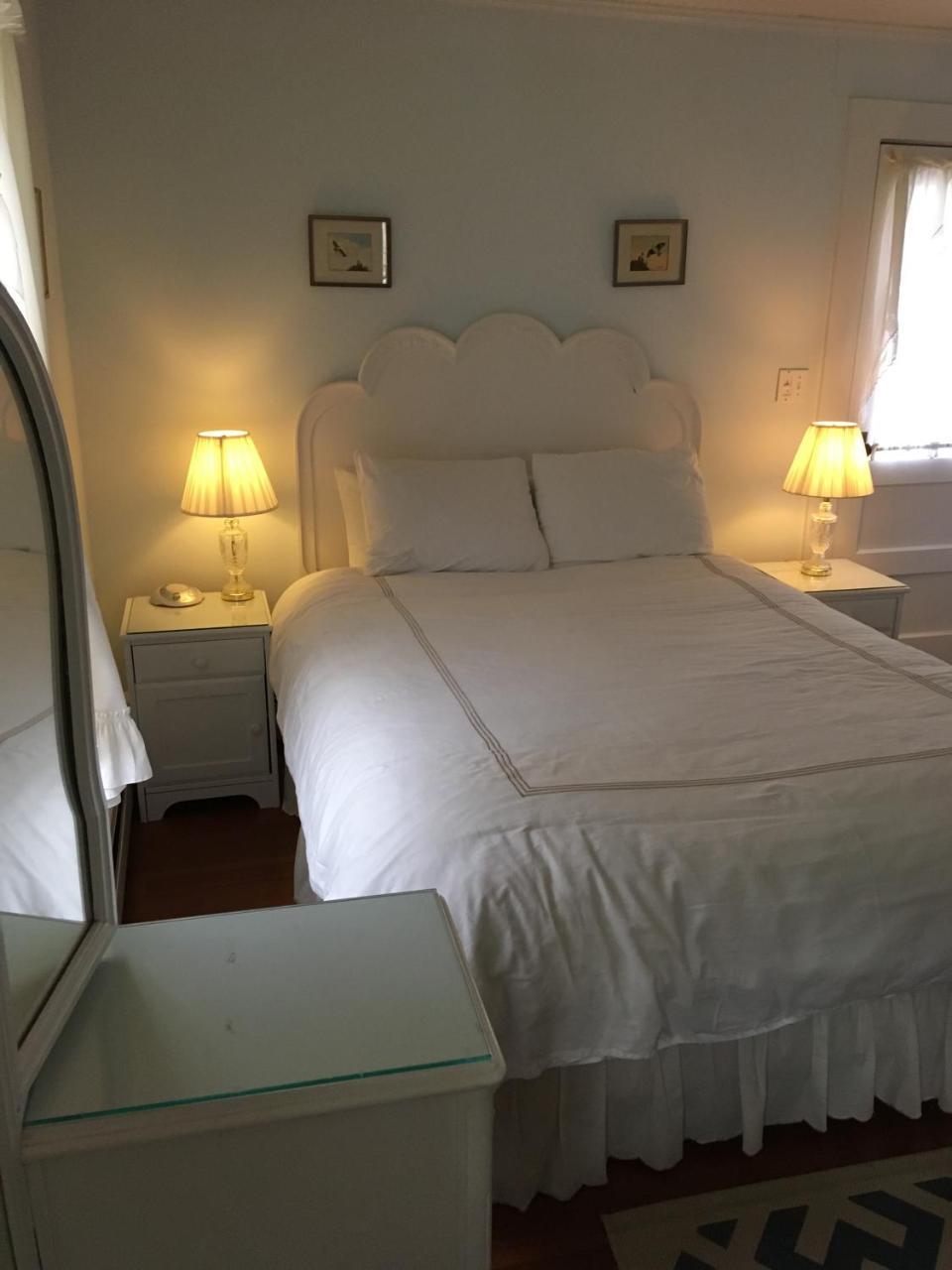 House On Chase Creek Bed & Breakfast Shelter Island Heights ภายนอก รูปภาพ